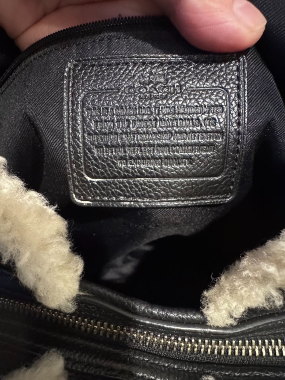 Coach Edie 31 Shoulder Bag β Black Leather & Shearling β CBV38 π₯ - Picture 13 of 16